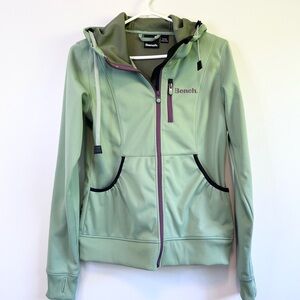 Bench Water Resistant Zip Up